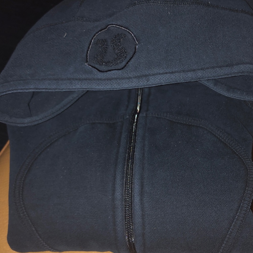 lululemon (S) Vintage Cropped Scuba Hoodie Full Zip